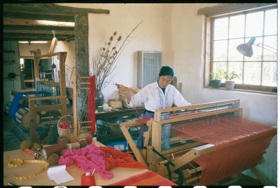 Todd Webb, Alice at the loom weaving on the rug for World’s Fair exhibit