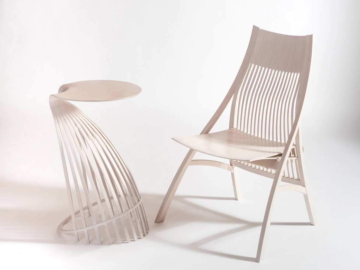 凛＆粋 (Lin & Sui), Chair and Side Table, Ash, Oil, 20215/16, Photo by Mark Juliana