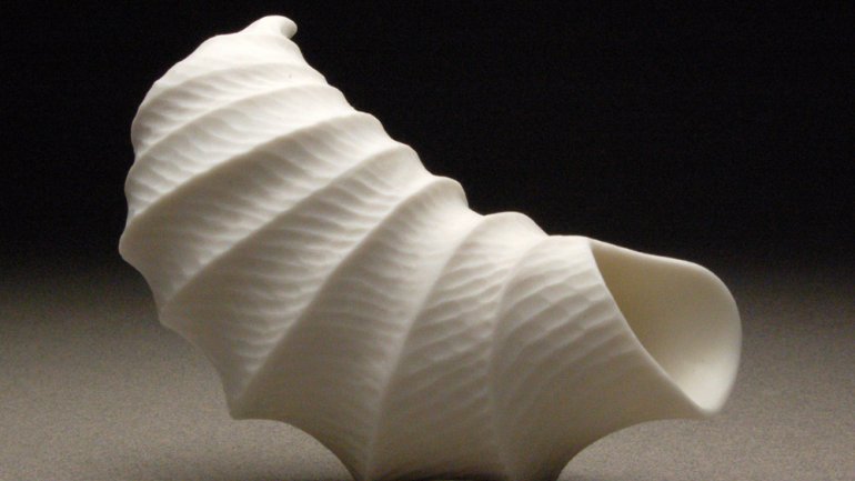 Small, Ethereal Porcelain Forms by Sandra Byers | American Craft Council