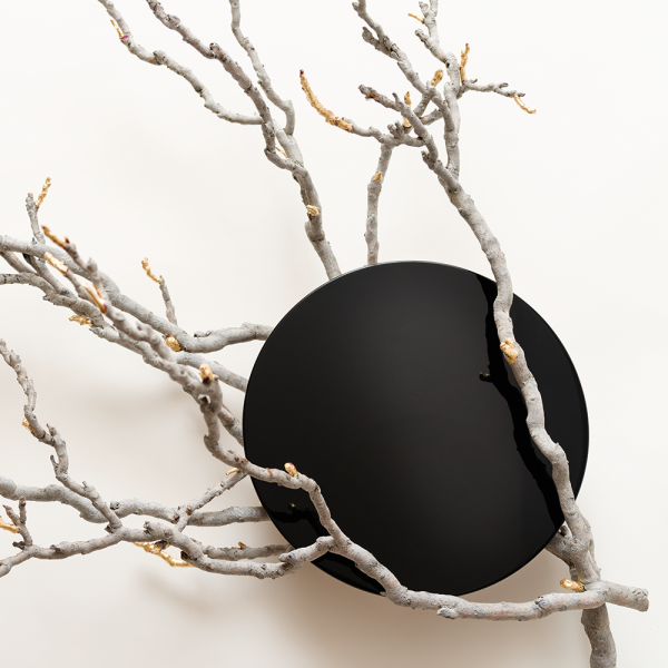 Wendy Maruyama’s Untitled, 2020, branches, gold leaf, black lacquer, 25 x 30 x 5 in. Photo courtesy of the artist. 