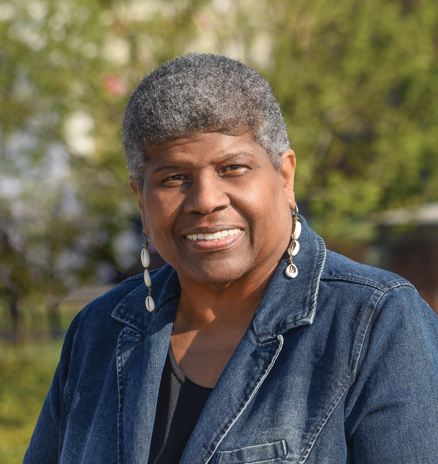 Portrait of Carolyn Mazloomi