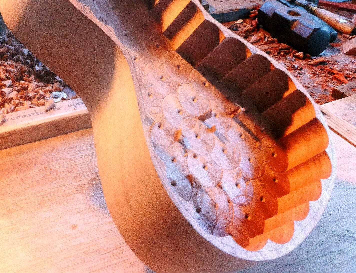 Detailed shaping of the inside of the instrument